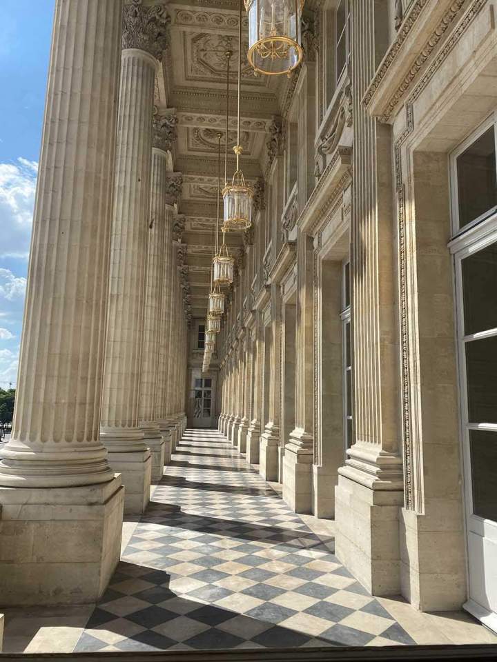 Spécialiste en économie et conservation du patrimoine France et à l’international